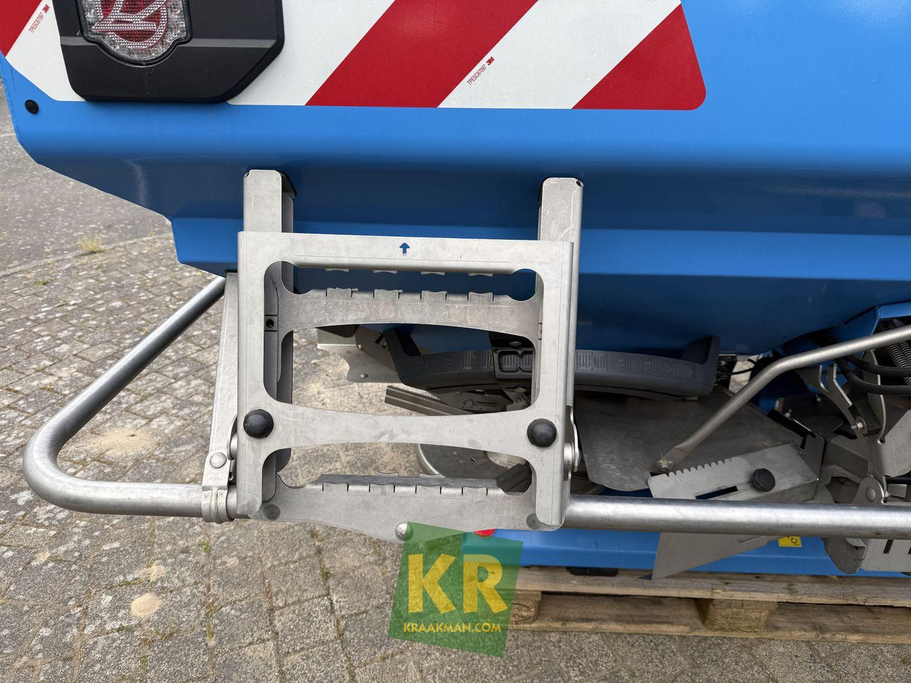 Lemken Polaris 14 - آلة رش الأسمدة: صور 4 Lemken Polaris 14 - آلة رش الأسمدة: صور 4