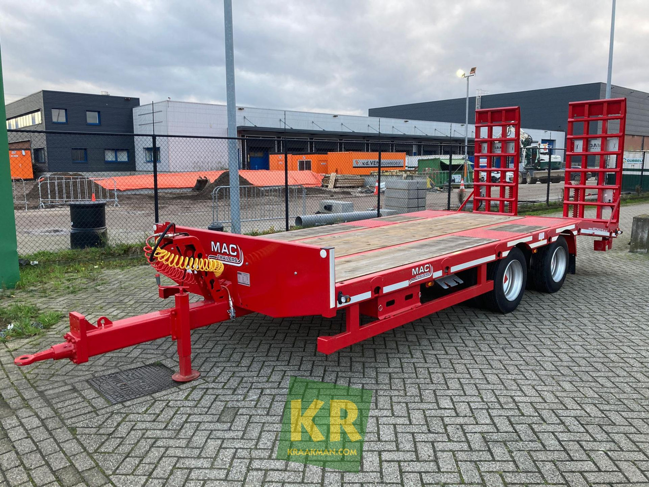 MAC Trailers 16 PREMIUM - عربة مسطحة منخفضة مقطورة: صور 1 MAC Trailers 16 PREMIUM - عربة مسطحة منخفضة مقطورة: صور 1