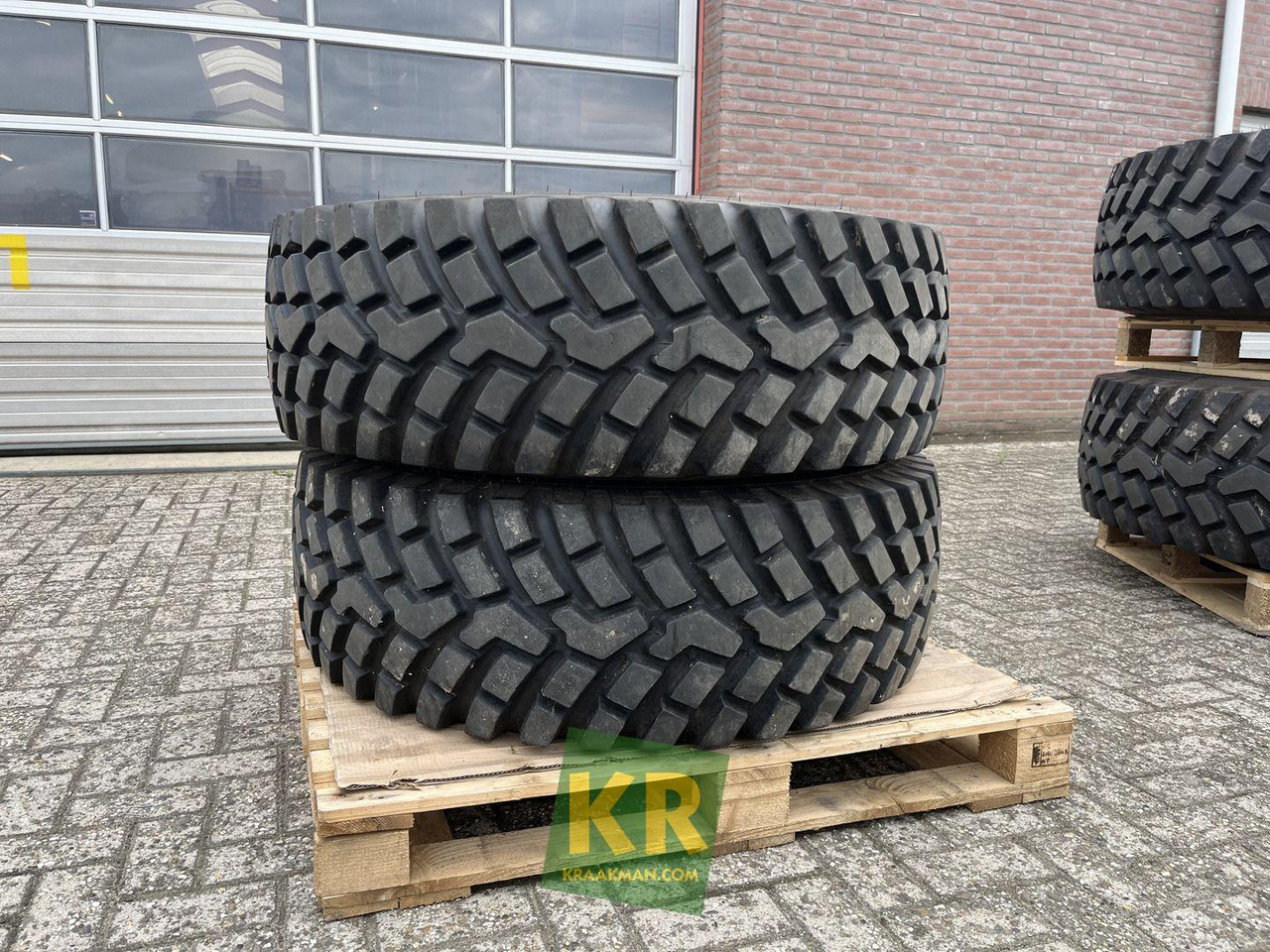 Overige Overige banden - الإطارات - الآلات والماكينات الزراعية: صور 1 Overige Overige banden - الإطارات - الآلات والماكينات الزراعية: صور 1