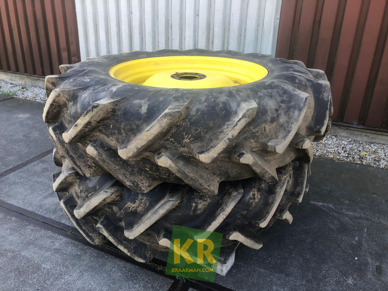 PLOEGBAND 18.4R38 Pirelli - الإطارات - الآلات والماكينات الزراعية: صور 2 PLOEGBAND 18.4R38 Pirelli - الإطارات - الآلات والماكينات الزراعية: صور 2