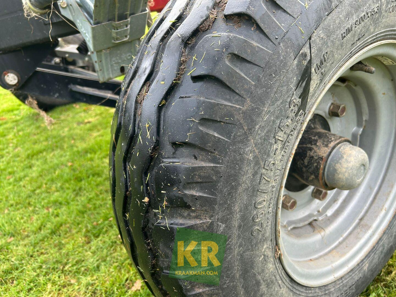 TH 13010 Trans schudder Fella - لمّامَة القش: صور 4 TH 13010 Trans schudder Fella - لمّامَة القش: صور 4