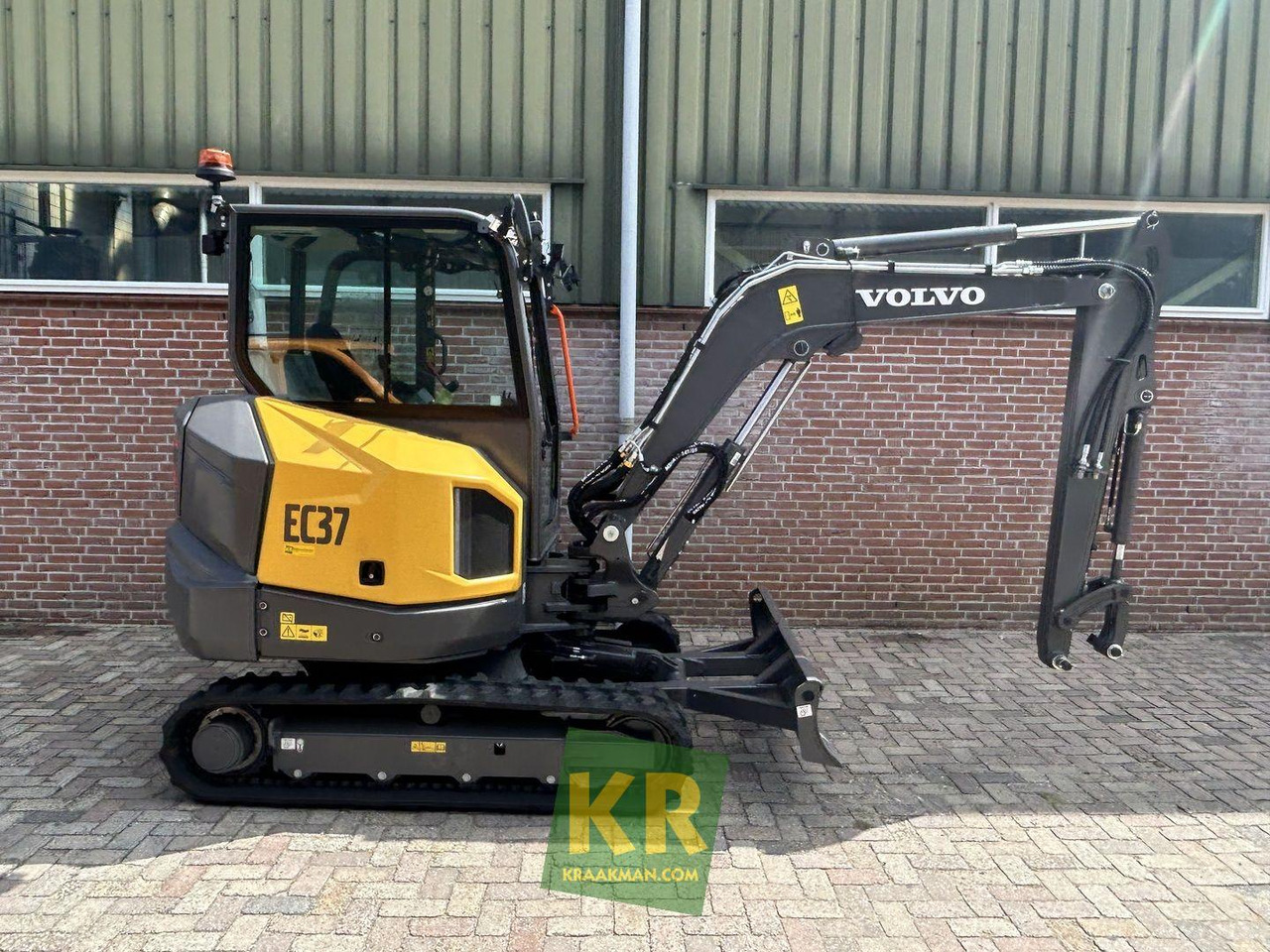 Volvo EC 37F - حفارات زحافة: صور 2 Volvo EC 37F - حفارات زحافة: صور 2