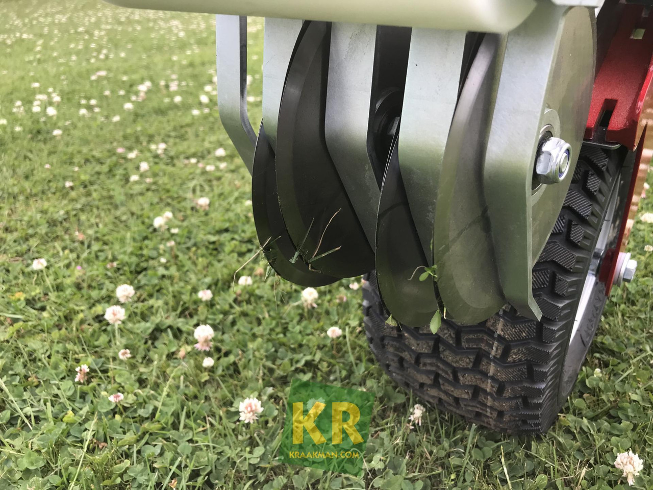 Vredo Turf Buddy - ال معدات حراثه: صور 5 Vredo Turf Buddy - ال معدات حراثه: صور 5