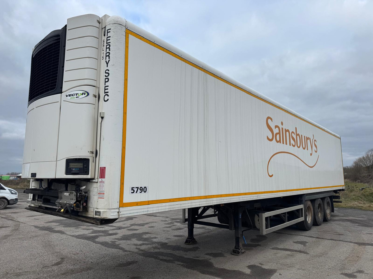 مبردة نصف مقطورة Gray and Adams 2015 Vector 1950 MT: صور 1