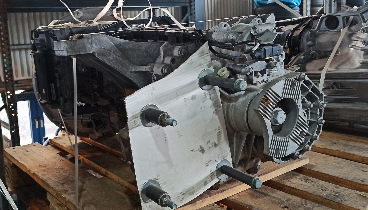 MERCEDES-BENZ G211-12 ACTROS MP4 - علبة التروس و قطع الغيار - شاحنة: صور 4 MERCEDES-BENZ G211-12 ACTROS MP4 - علبة التروس و قطع الغيار - شاحنة: صور 4