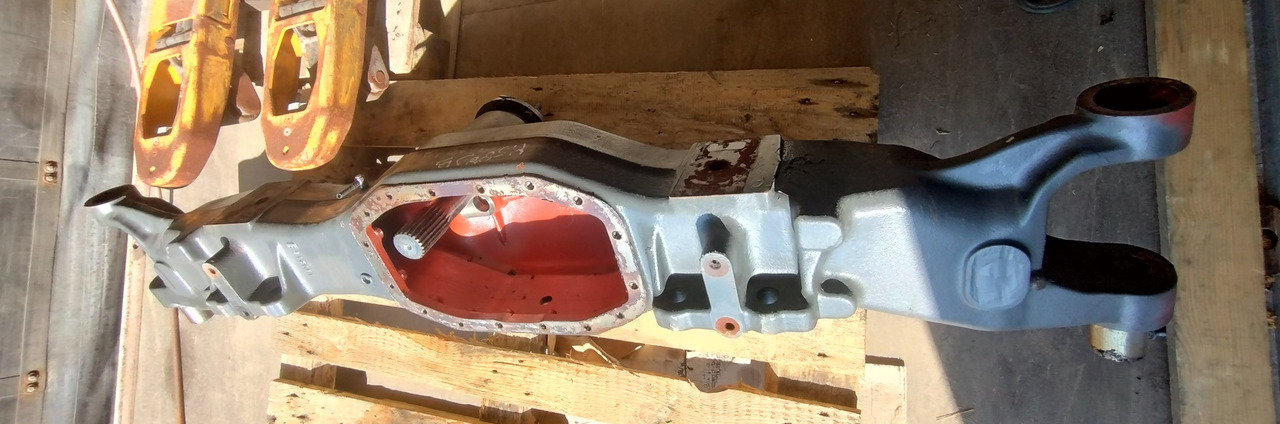 Mercedes Actros AXLE HOUSING MP2 MP3 8x8 AD7 - المحور الأمامي: صور 3 Mercedes Actros AXLE HOUSING MP2 MP3 8x8 AD7 - المحور الأمامي: صور 3