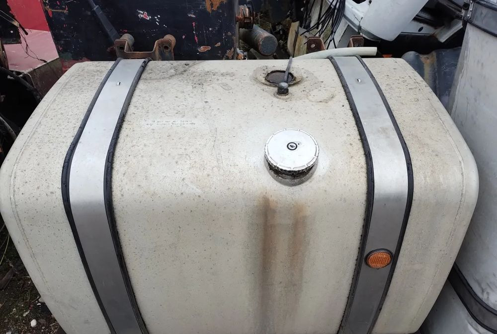 ZBIORNIK PALIWA ALUMINIOWY 450 LITRÓW MERCEDES MAN DAF SCANIA VOLVO IVECO RENAULT - خزان وقود - شاحنة: صور 2 ZBIORNIK PALIWA ALUMINIOWY 450 LITRÓW MERCEDES MAN DAF SCANIA VOLVO IVECO RENAULT - خزان وقود - شاحنة: صور 2