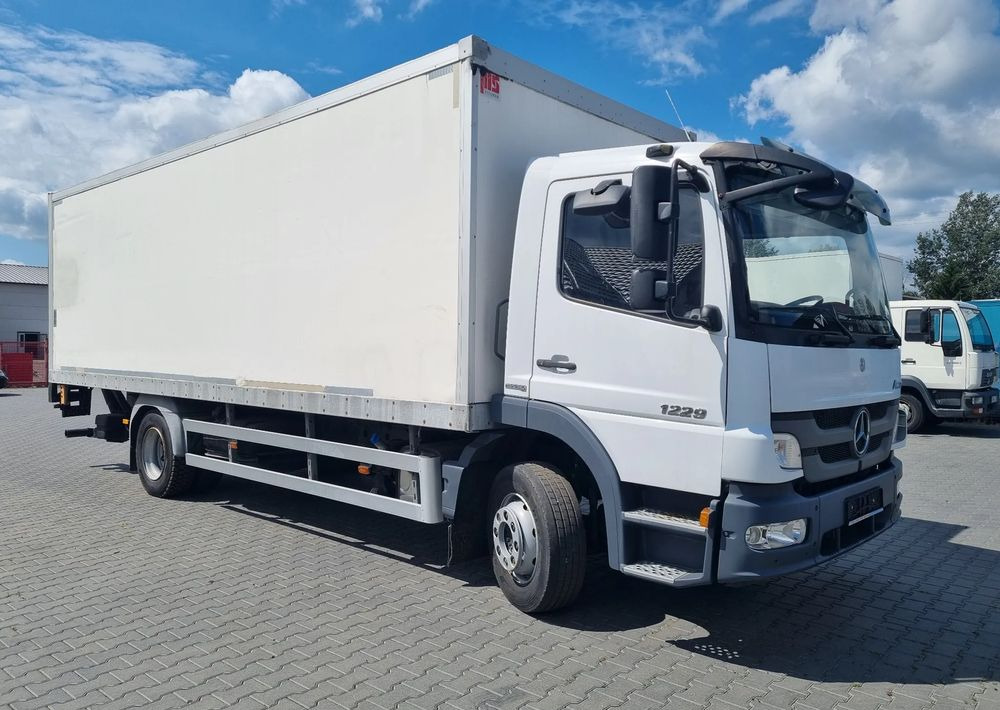 Mercedes-Benz Atego 1224 - مبردة شاحنة: صور 2 Mercedes-Benz Atego 1224 - مبردة شاحنة: صور 2