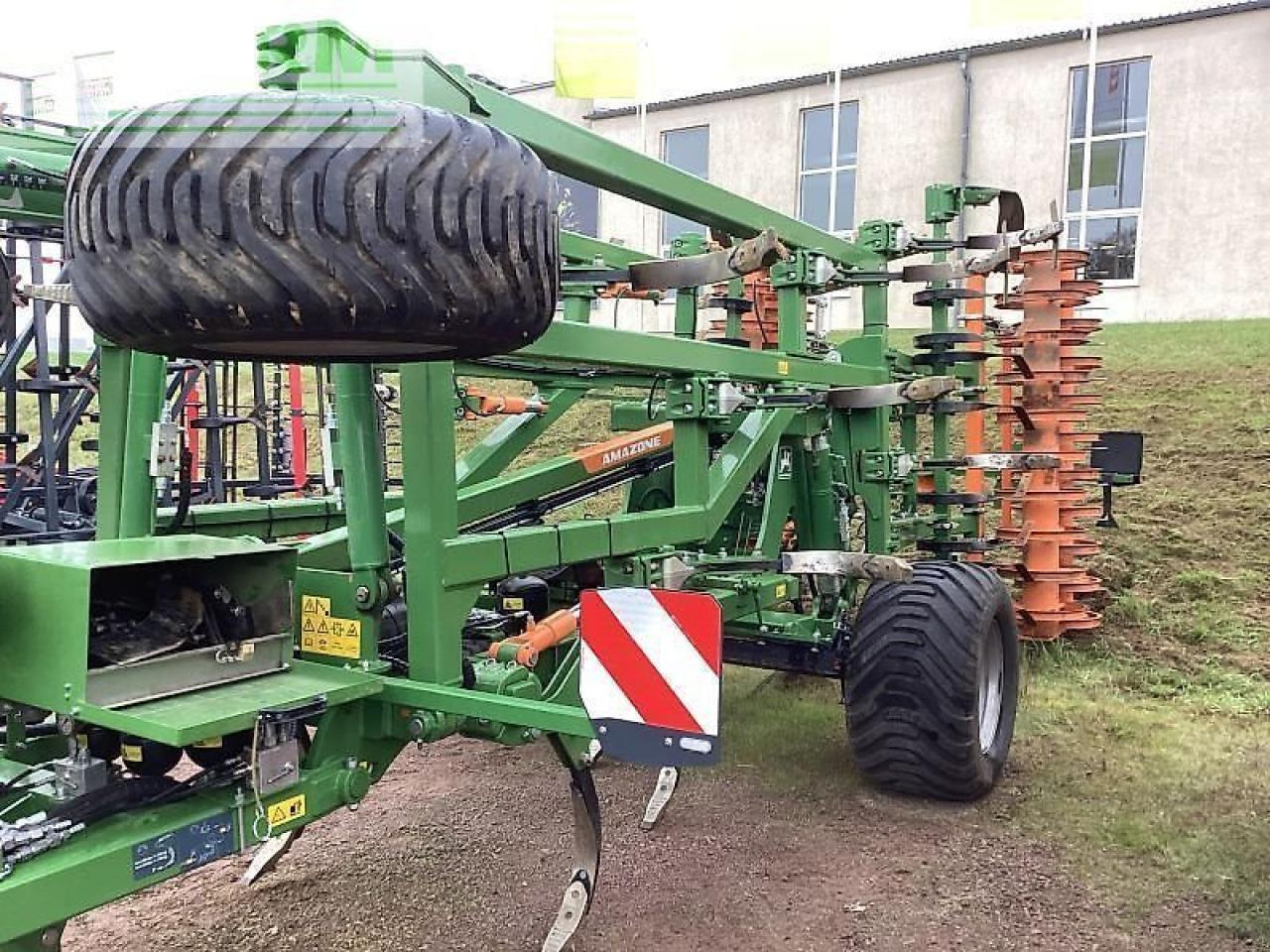 Amazone grubber cenius 5003-2tx - مسلفة: صور 1 Amazone grubber cenius 5003-2tx - مسلفة: صور 1