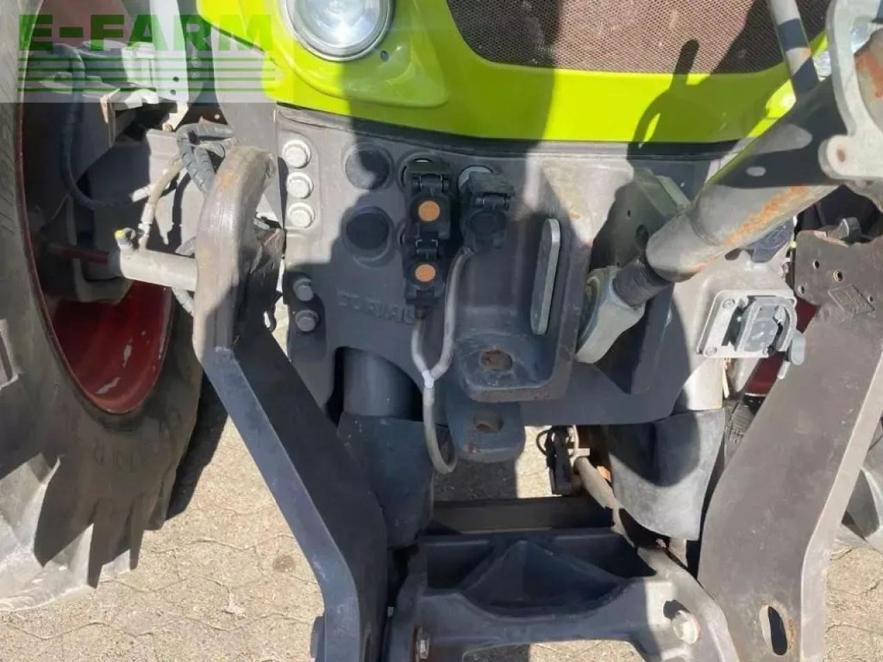 جرار CLAAS axion 930 cmatic: صور 14 جرار CLAAS axion 930 cmatic: صور 14