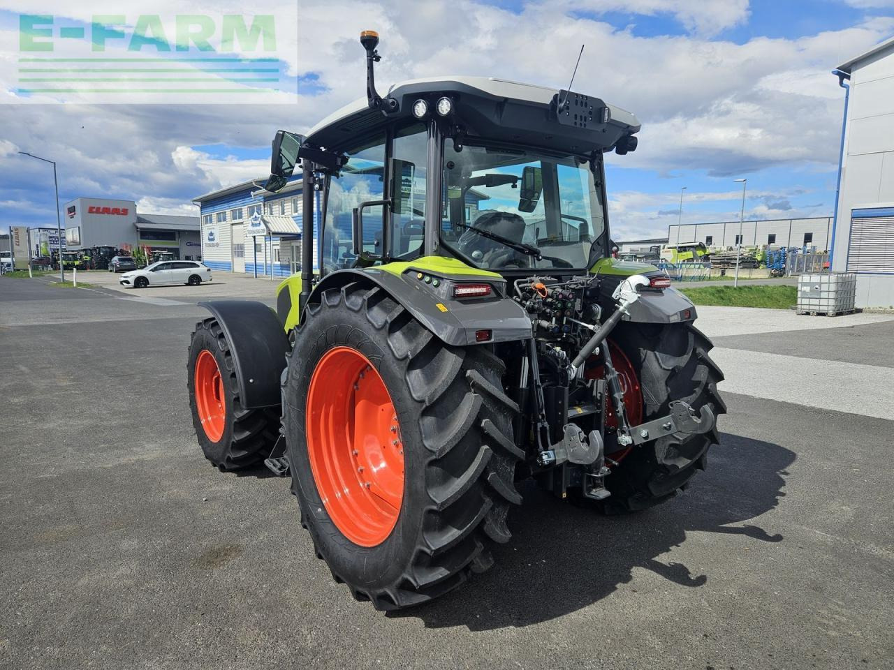جرار CLAAS axos 3.105: صور 7