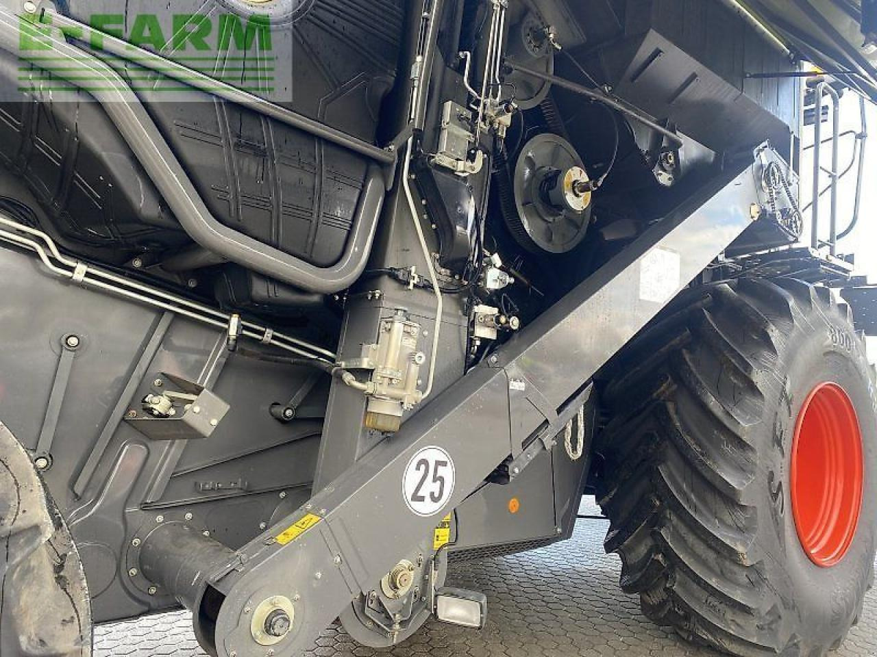 CLAAS lexion 5400 mit finanzierung - حصادة شاملة: صور 5 CLAAS lexion 5400 mit finanzierung - حصادة شاملة: صور 5