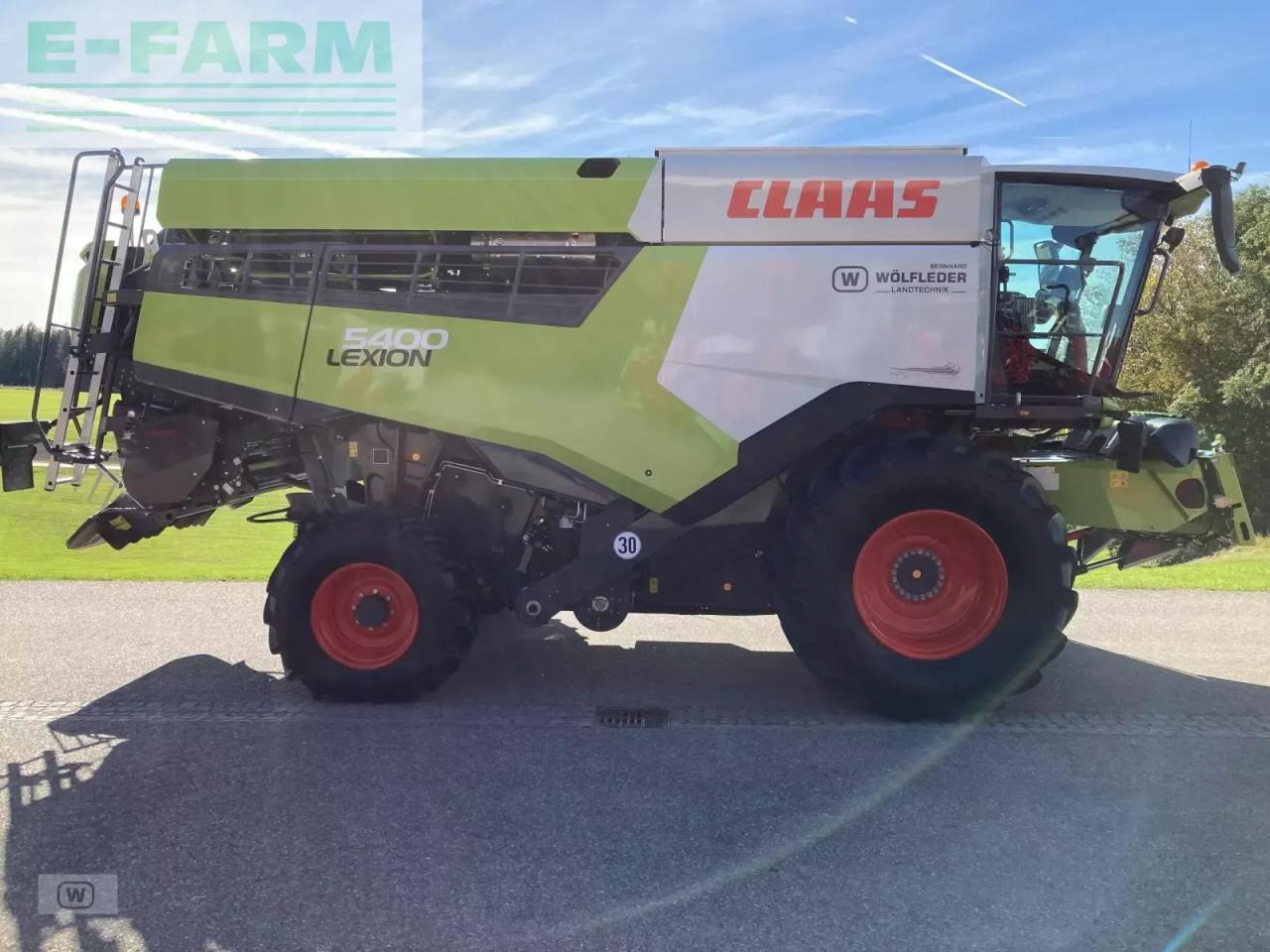 CLAAS lexion 5400 - حصادة شاملة: صور 5 CLAAS lexion 5400 - حصادة شاملة: صور 5