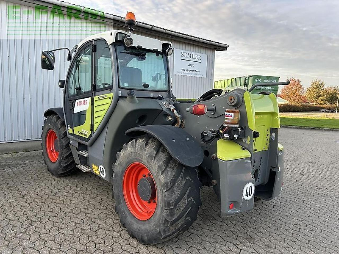 رافعة تلسكوبية CLAAS scorpion 7050: صور 12