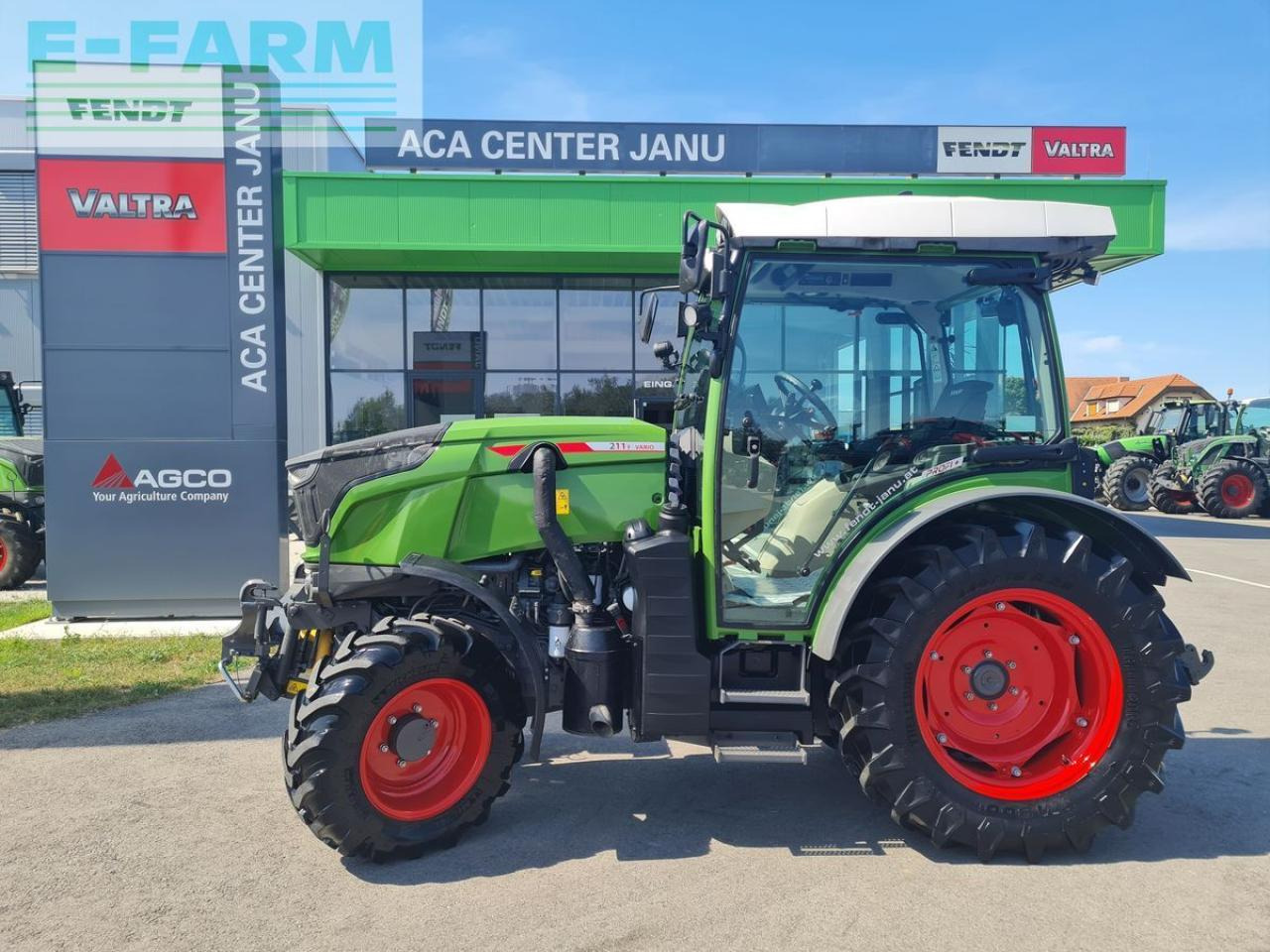 Fendt 211 vario f F - جرار: صور 2 Fendt 211 vario f F - جرار: صور 2