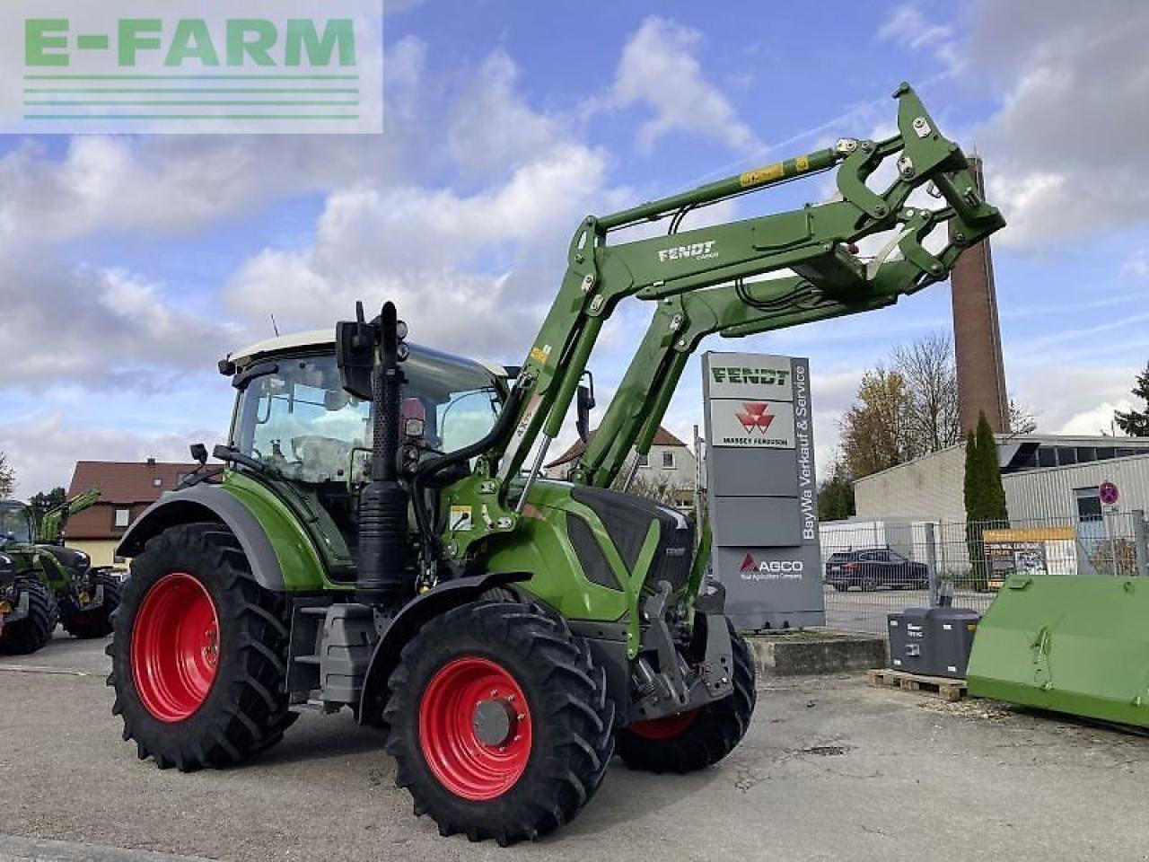 Fendt 311 vario s4 profi plus ProfiPlus - جرار: صور 1 Fendt 311 vario s4 profi plus ProfiPlus - جرار: صور 1