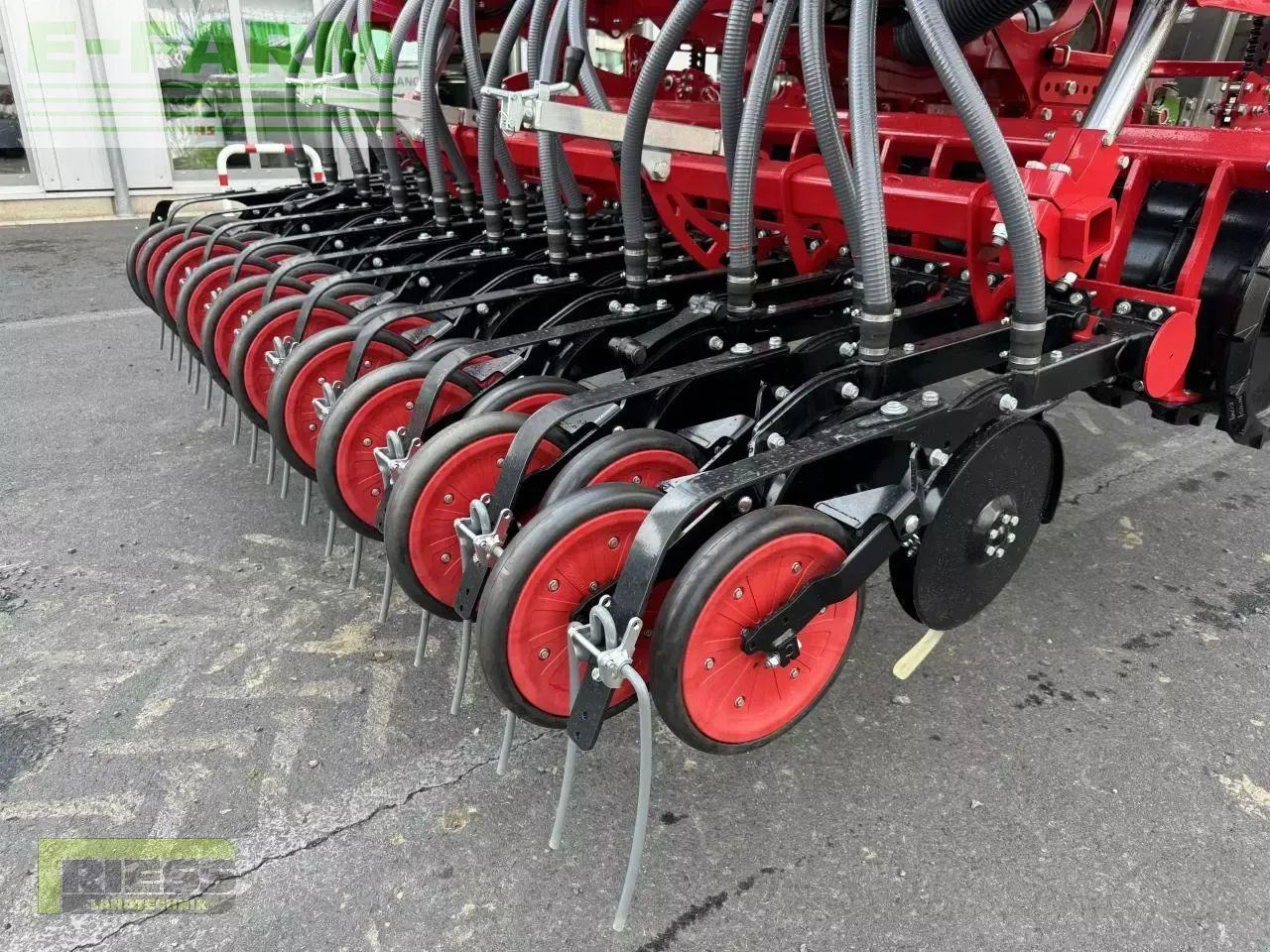 Horsch express 3 kr - الة بذر: صور 5 Horsch express 3 kr - الة بذر: صور 5
