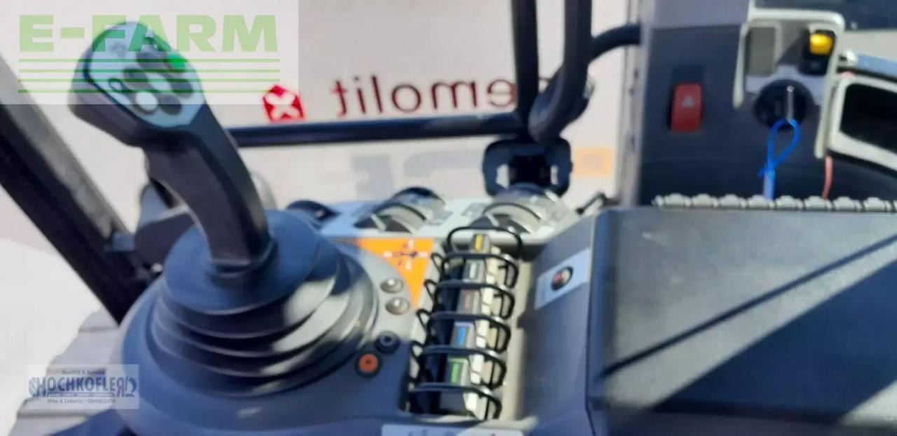 JCB 8330 - جرار: صور 2 JCB 8330 - جرار: صور 2