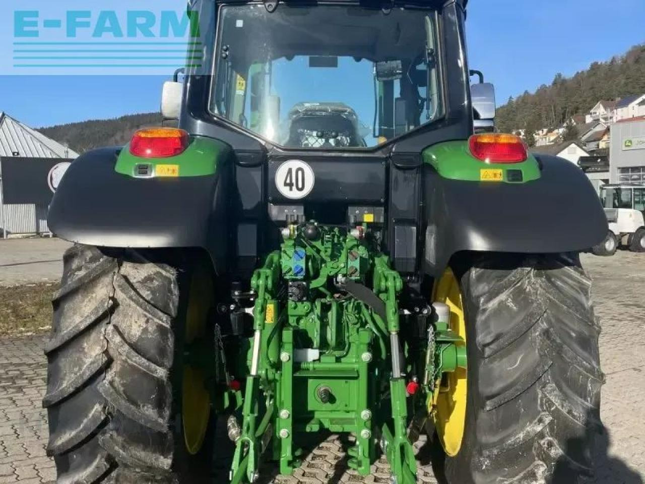 John Deere 6100m - جرار: صور 5 John Deere 6100m - جرار: صور 5