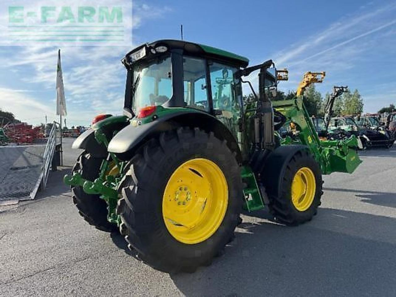 John Deere 6100m - جرار: صور 4 John Deere 6100m - جرار: صور 4