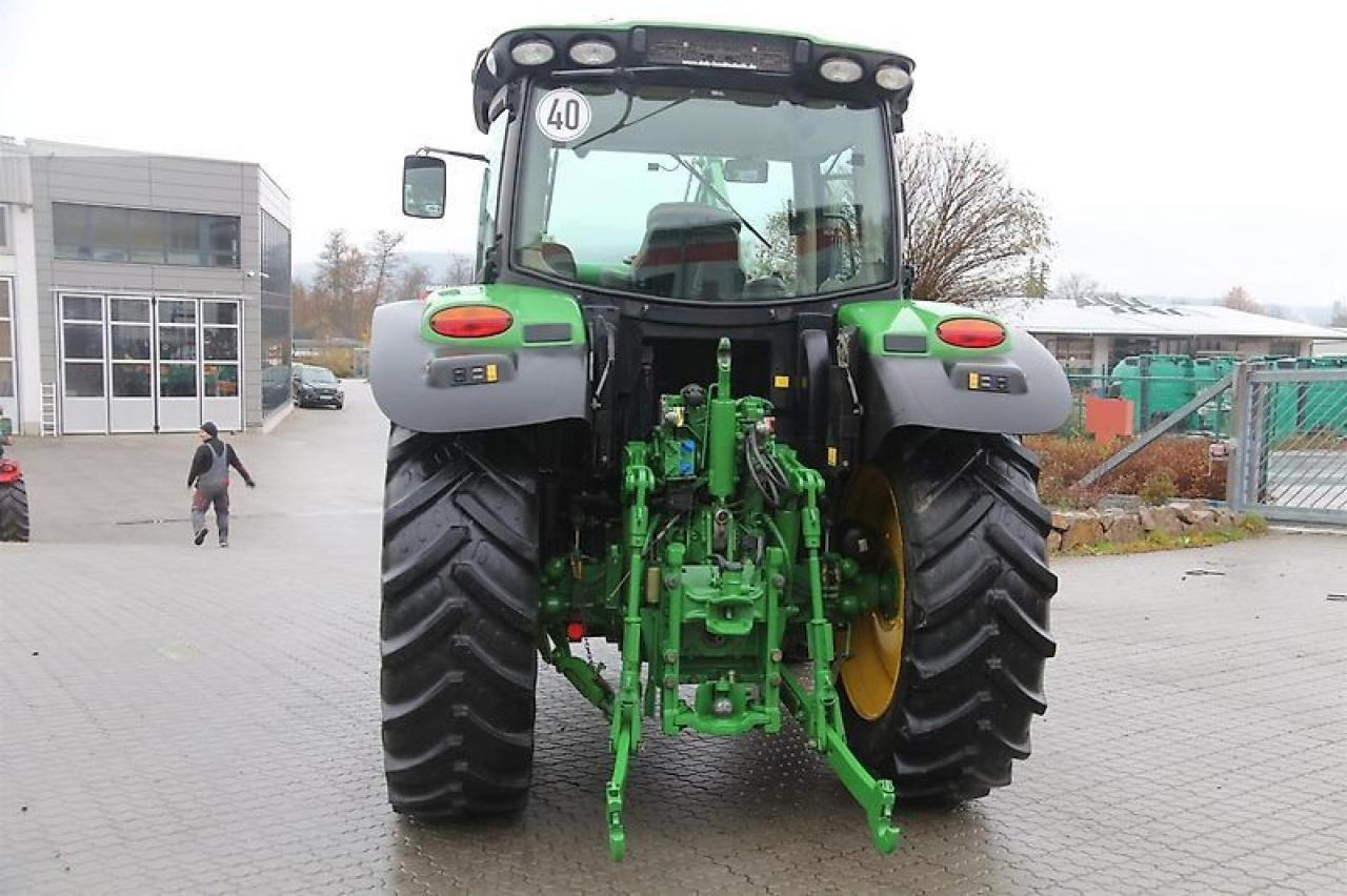 John Deere 6115 r - جرار: صور 3 John Deere 6115 r - جرار: صور 3