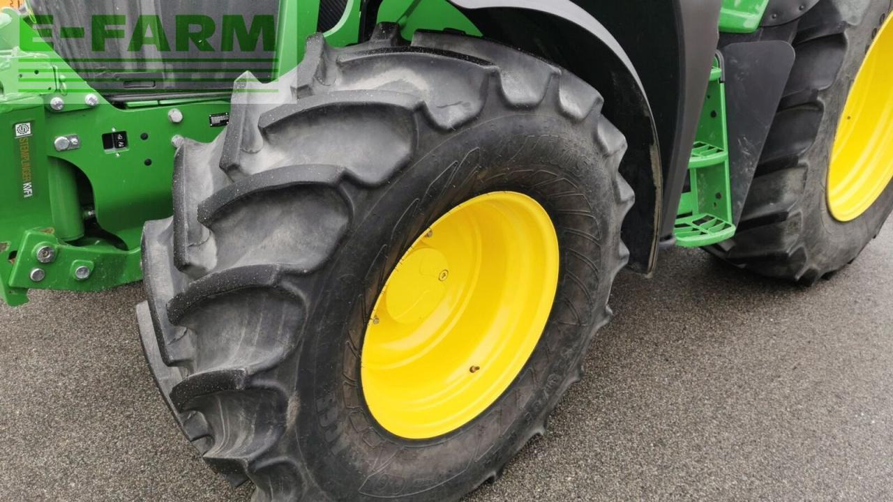 جرار John Deere 6120m: صور 18