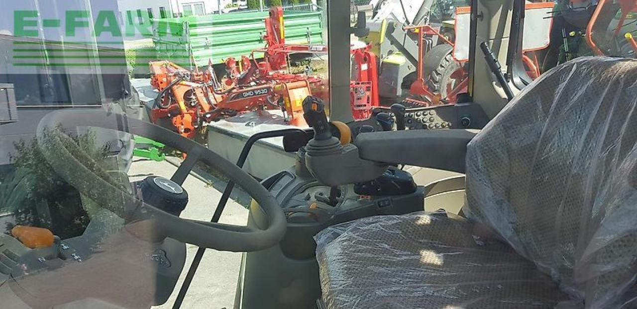 John Deere 6120m - جرار: صور 5 John Deere 6120m - جرار: صور 5