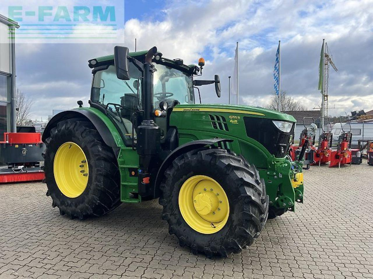 John Deere 6155r - جرار: صور 4 John Deere 6155r - جرار: صور 4