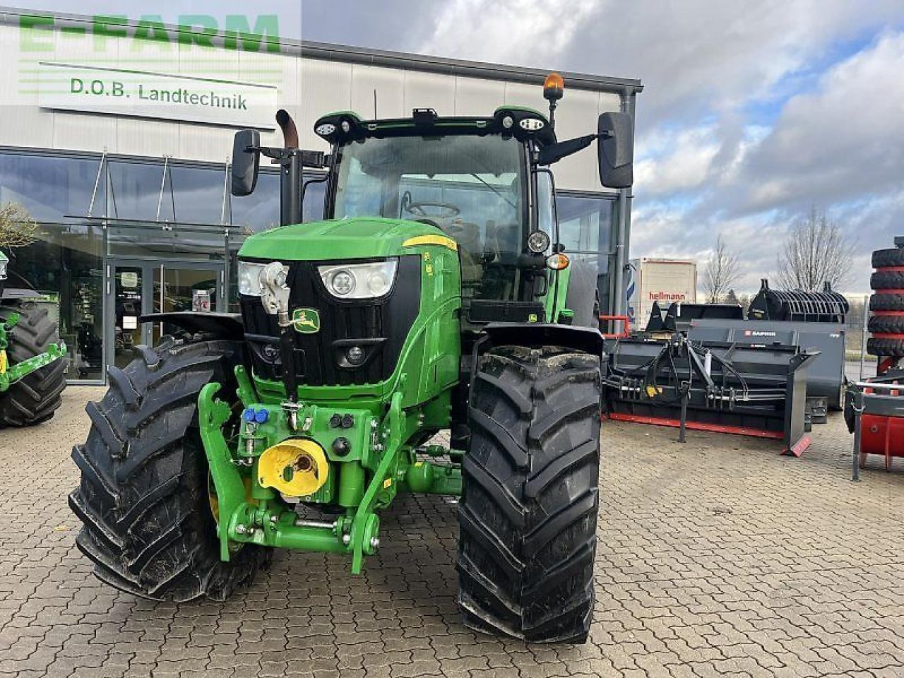 John Deere 6155r - جرار: صور 3 John Deere 6155r - جرار: صور 3