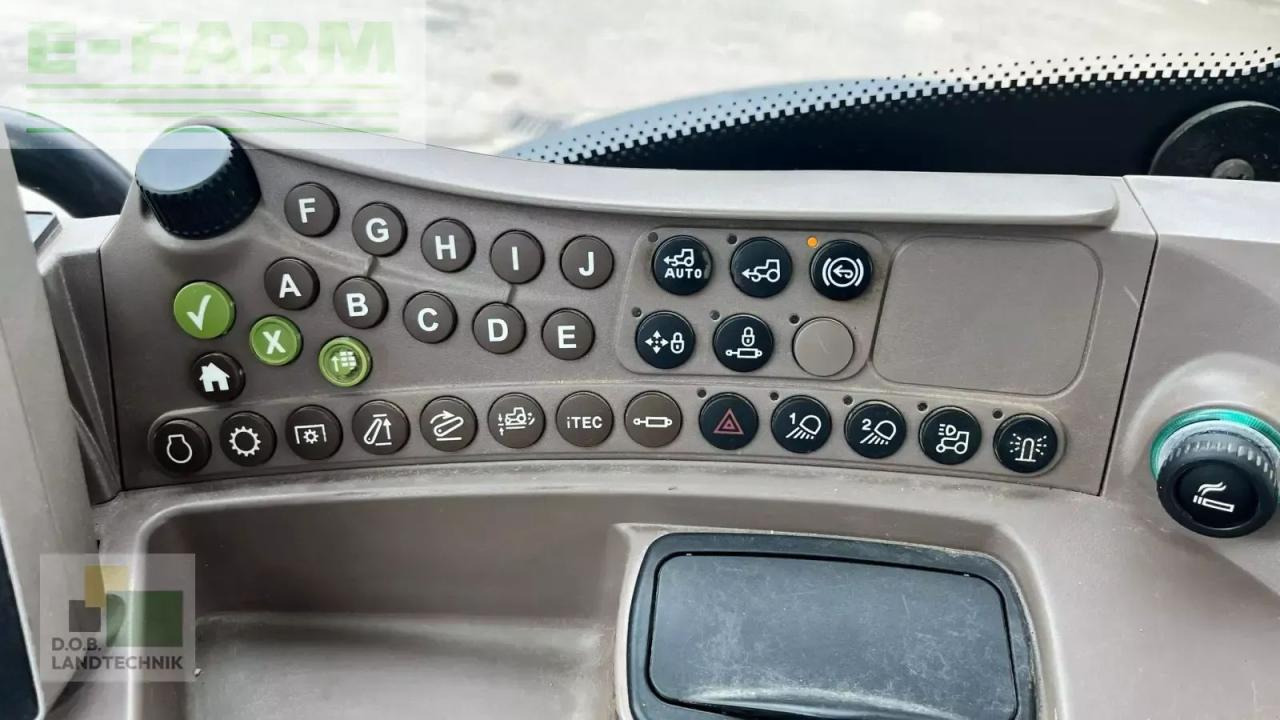 جرار John Deere 6190r: صور 23