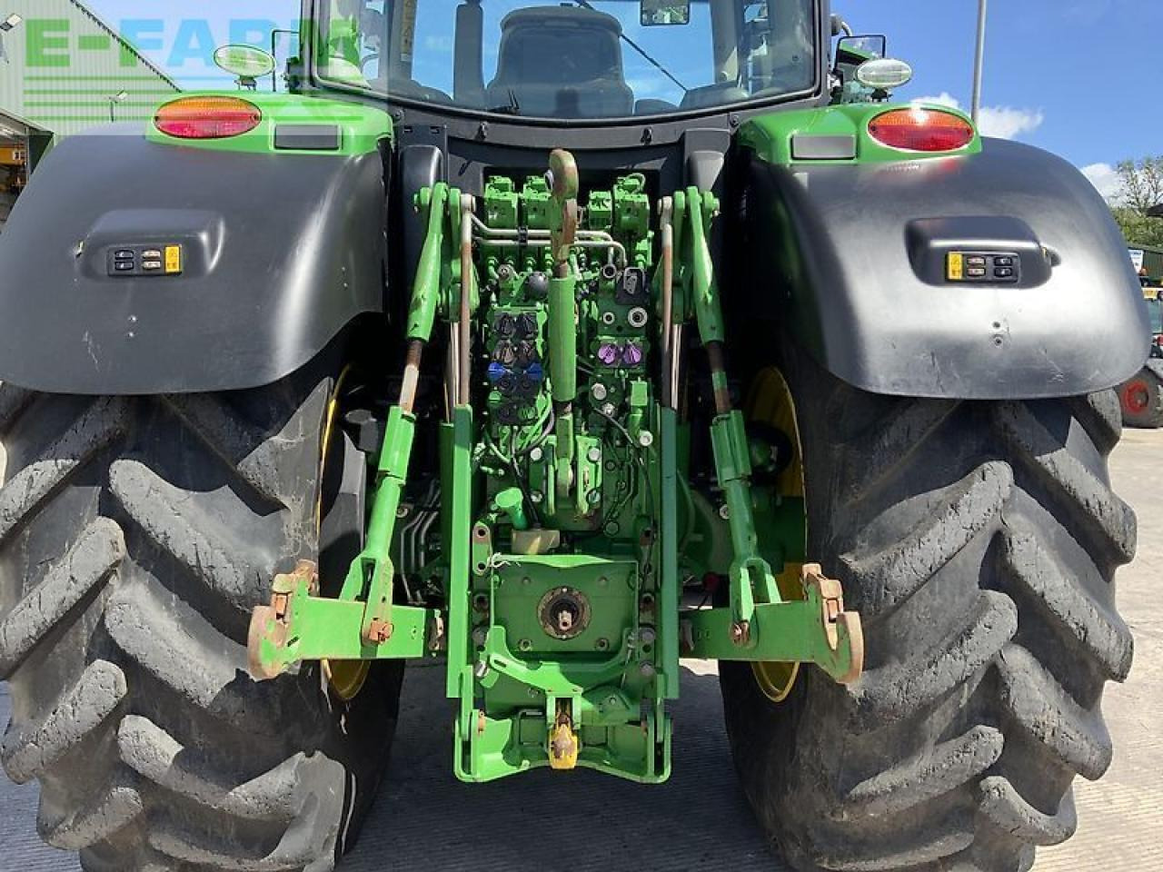 جرار John Deere 6215r tractor (st23353): صور 8