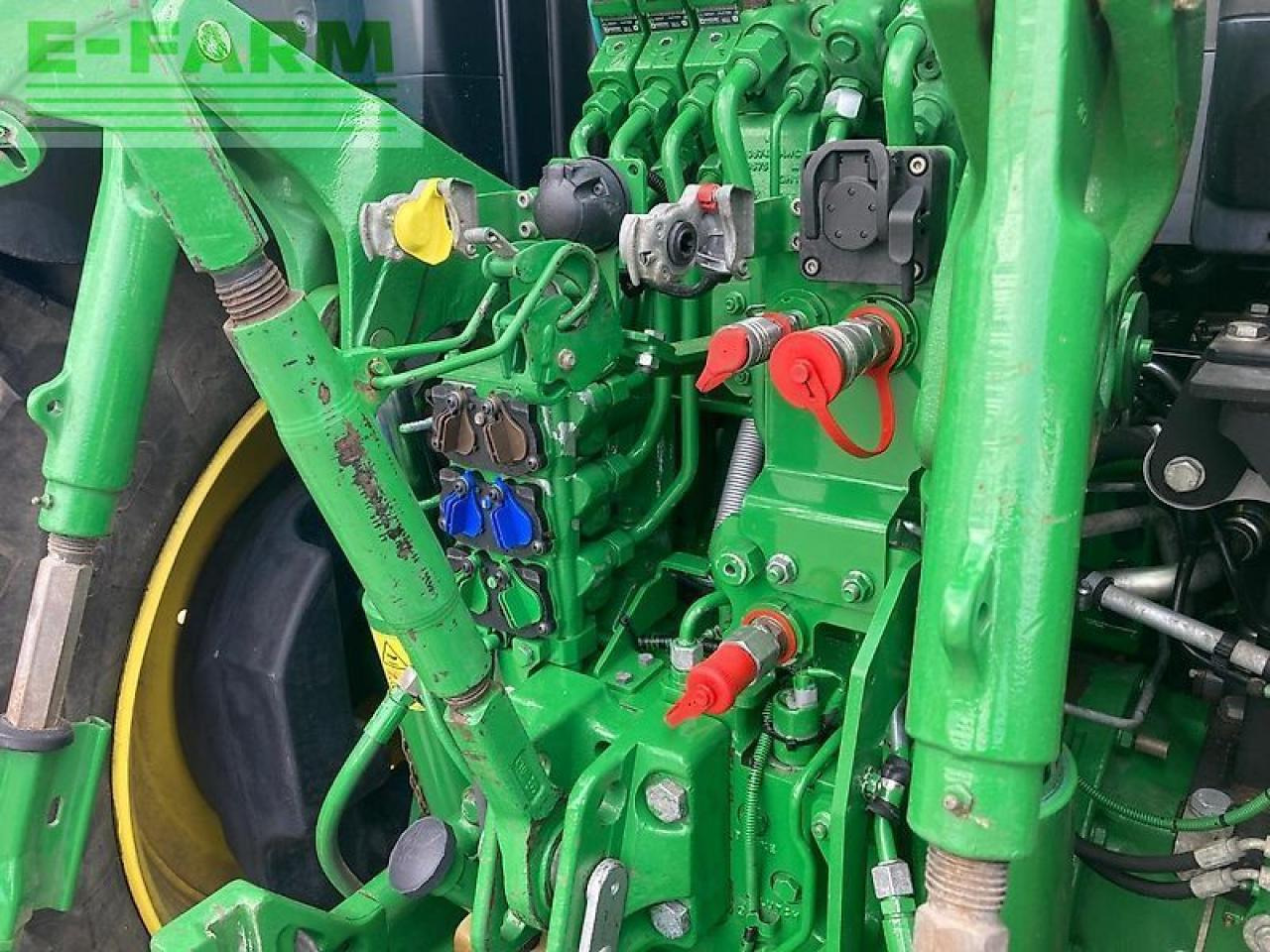 جرار John Deere 6250r: صور 15