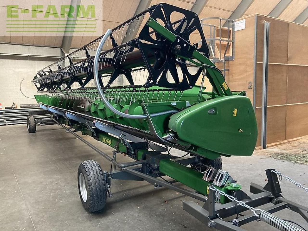 معدات حصادة الأعلاف John Deere 635r: صور 8