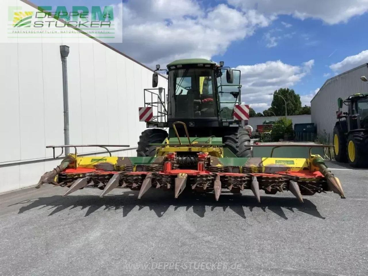 حصادة الأعلاف John Deere 6810: صور 16 حصادة الأعلاف John Deere 6810: صور 16