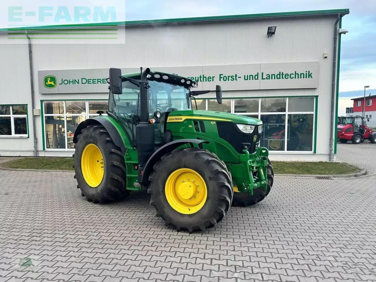 John Deere 6r 185 - جرار: صور 1 John Deere 6r 185 - جرار: صور 1