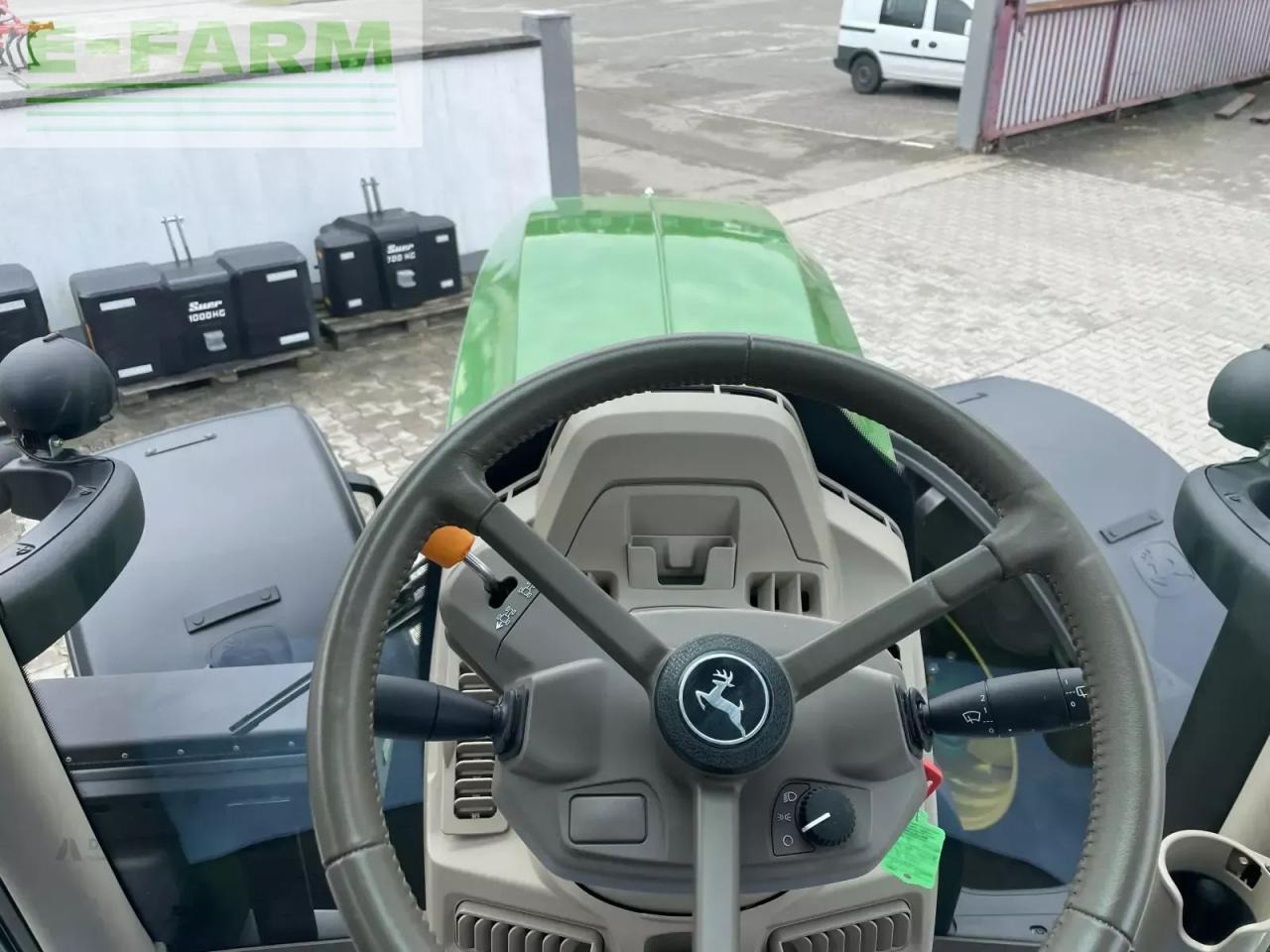 جرار John Deere 6r185: صور 20