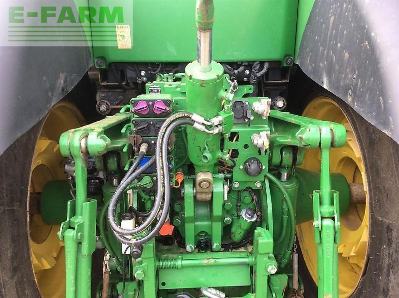 John Deere 7310 r - جرار: صور 5 John Deere 7310 r - جرار: صور 5