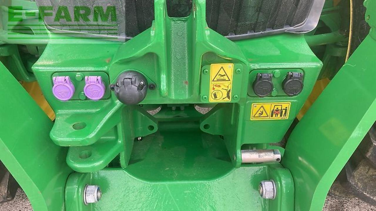 جرار John Deere 7r 330: صور 21