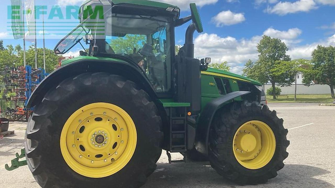 جرار John Deere 7r 330: صور 7