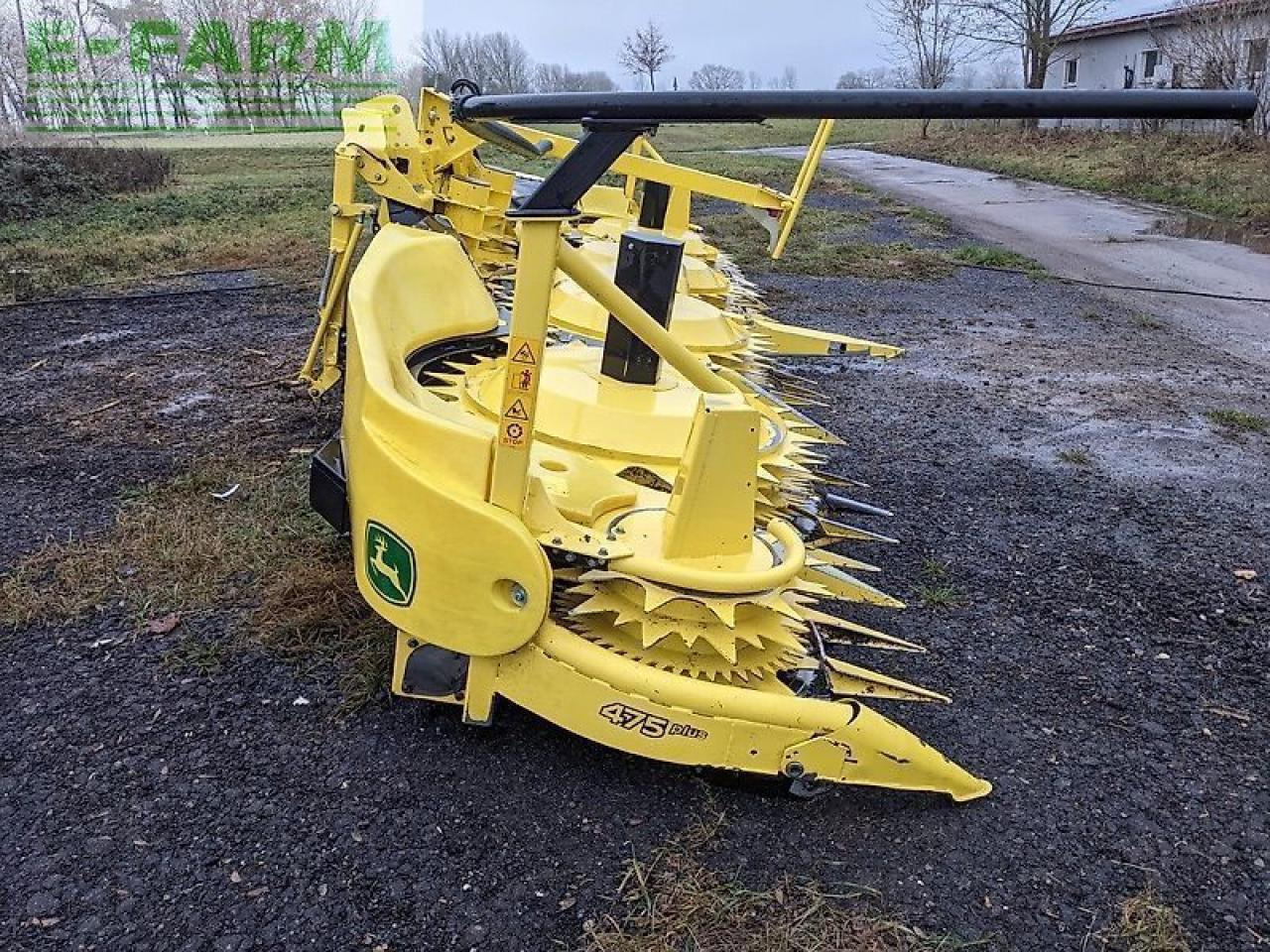 حصادة الأعلاف John Deere 8600i: صور 15