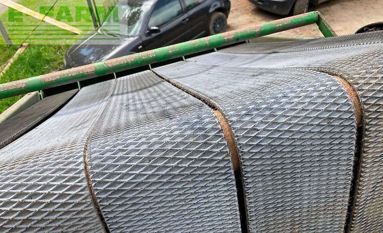 مكبس البالات المستطيله John Deere 864 premium maxicut: صور 15 مكبس البالات المستطيله John Deere 864 premium maxicut: صور 15