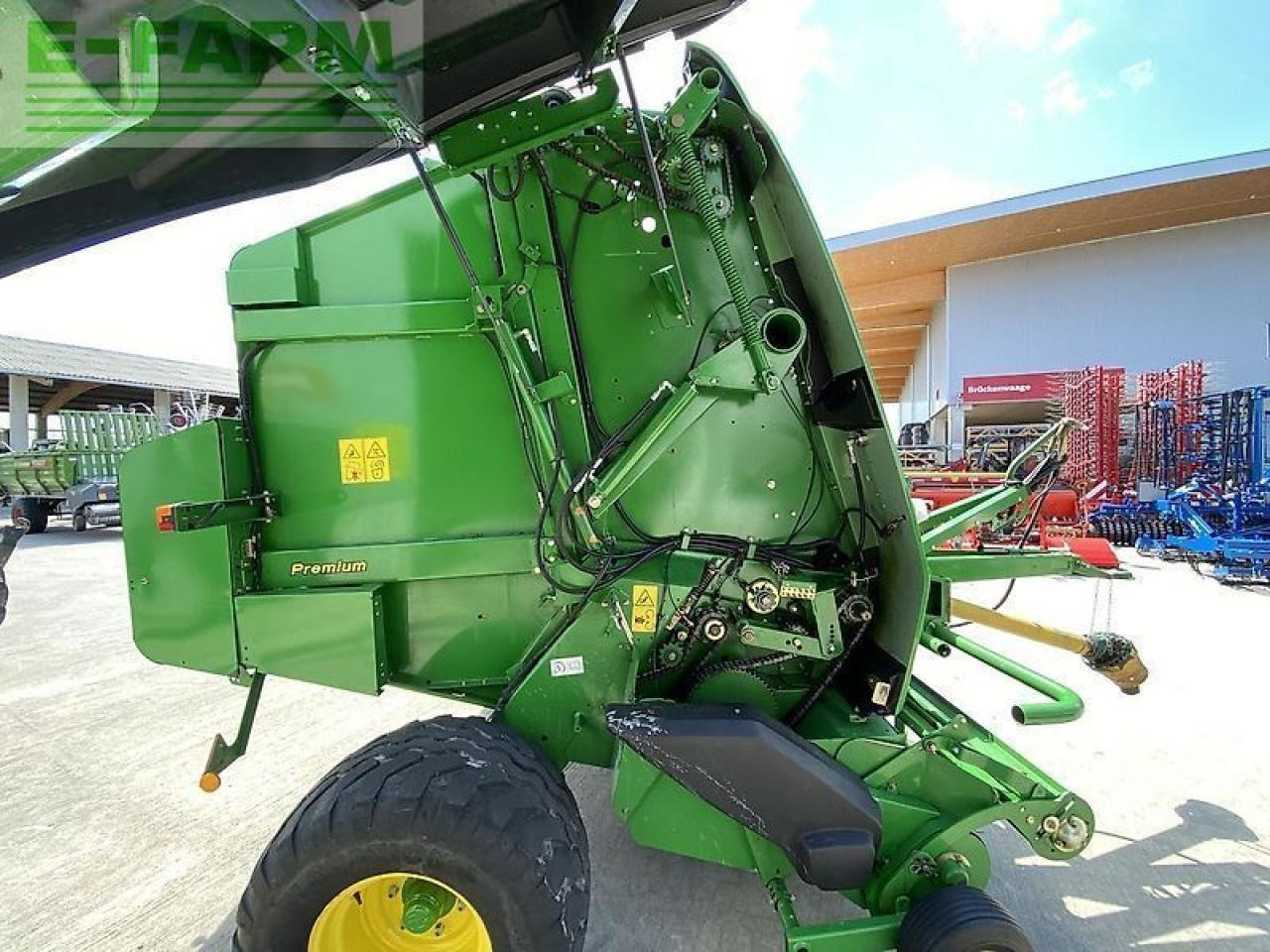 مكبس البالات المستطيله John Deere 864: صور 12 مكبس البالات المستطيله John Deere 864: صور 12