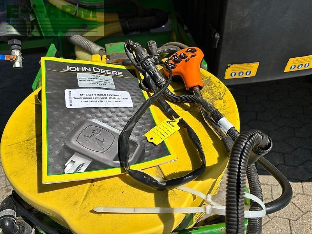 John Deere m952i - آلة الرش المقطورة: صور 3 John Deere m952i - آلة الرش المقطورة: صور 3