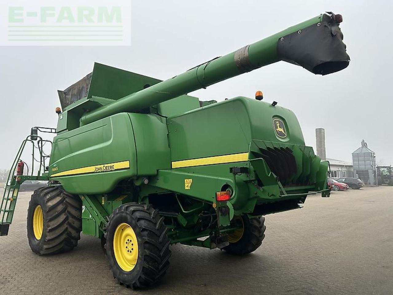 حصادة شاملة John Deere t660: صور 9