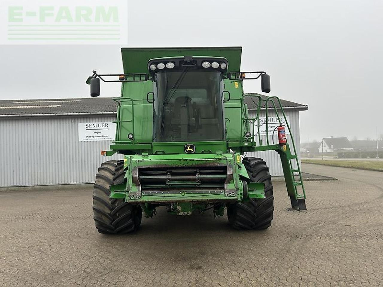 حصادة شاملة John Deere t660: صور 12