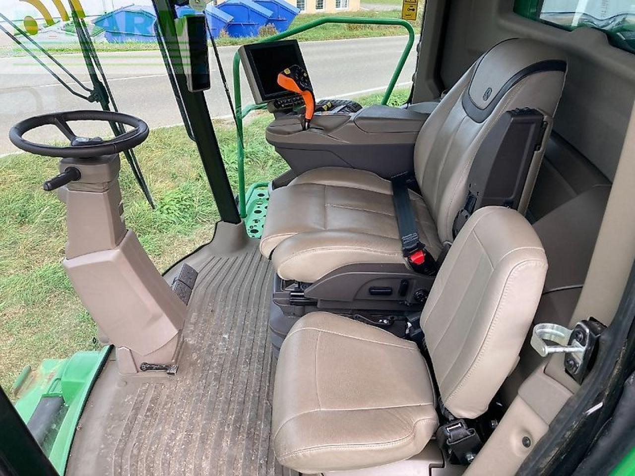 حصادة شاملة John Deere x9 1100: صور 25
