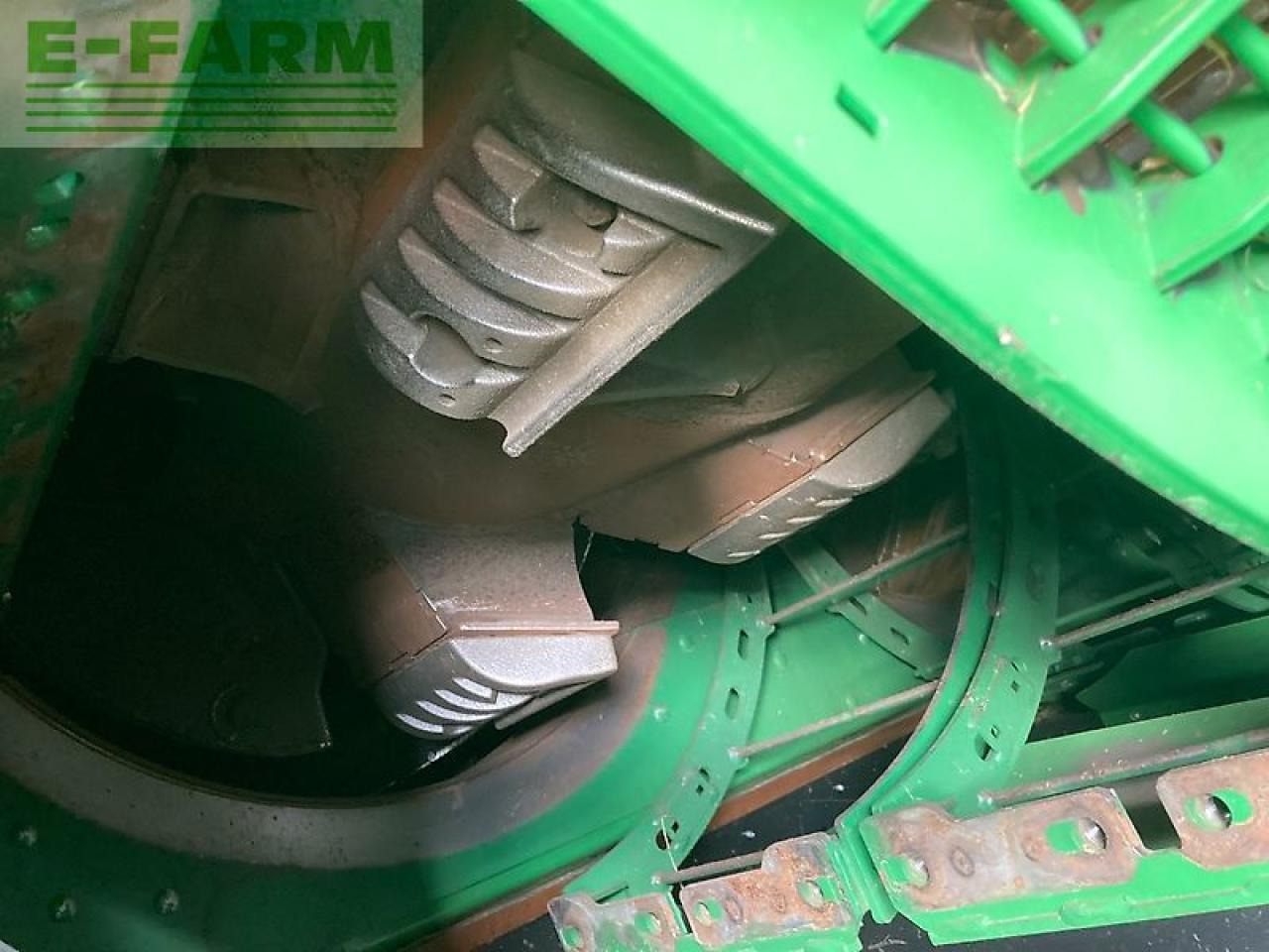 حصادة شاملة John Deere x9 1100: صور 18