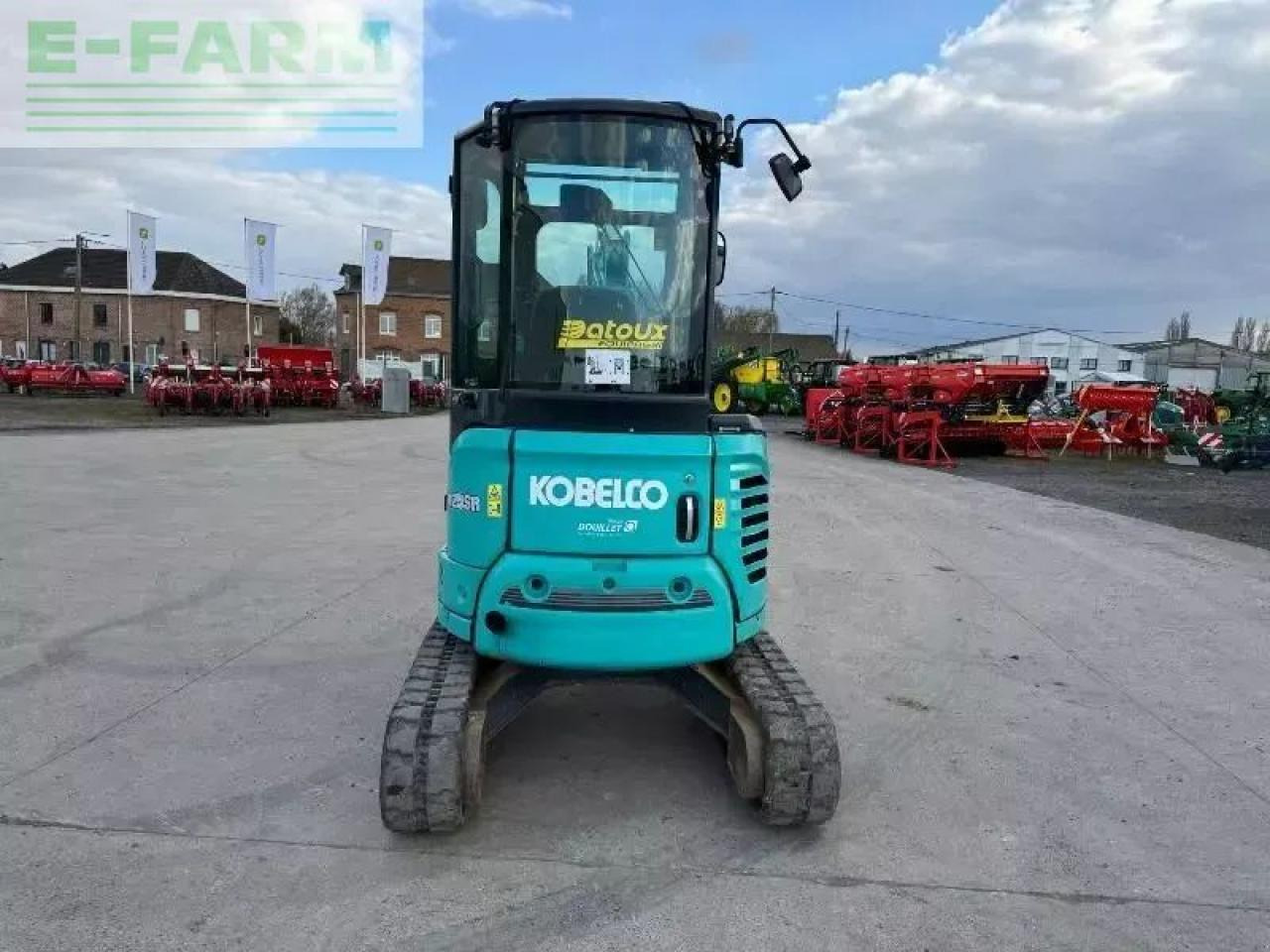 Kobelco sk 25 sr-6e - حفارة مصغرة: صور 3 Kobelco sk 25 sr-6e - حفارة مصغرة: صور 3