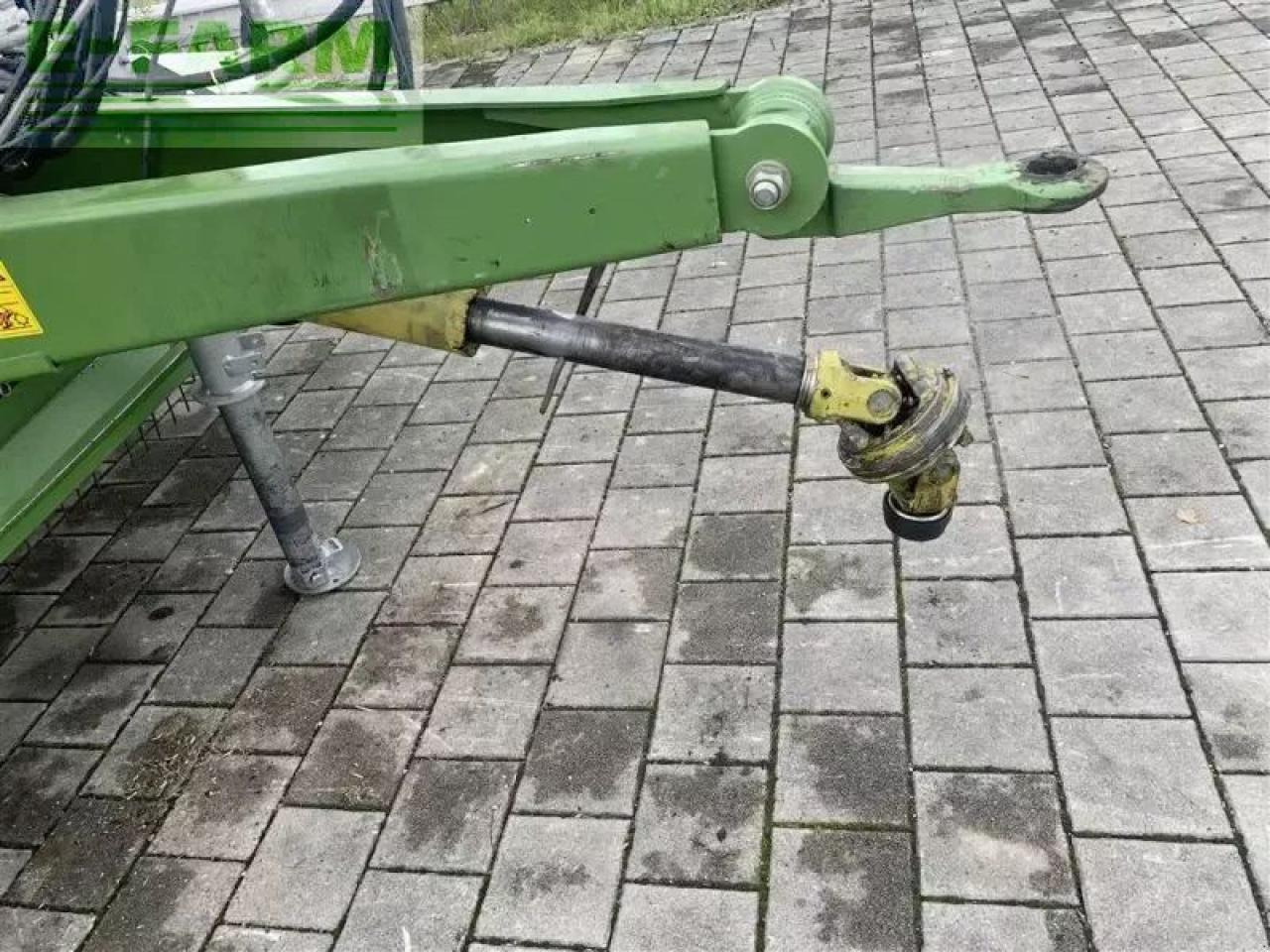 مكبس البالات المستطيله Krone comprima cf 155 xc: صور 15