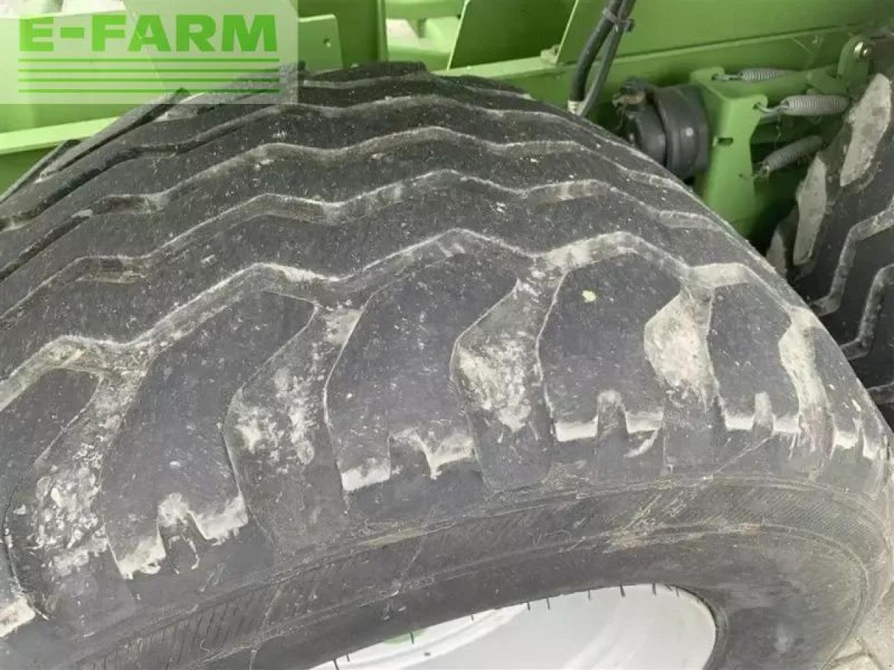 مكبس البالات المستطيله Krone comprima cf 155 xc: صور 9